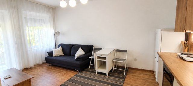 Eladó ikerház, Nyíregyházán 25 M Ft, 1 szobás