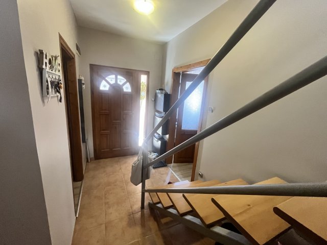 Eladó családi ház, Gyulán 79 M Ft, 5 szobás