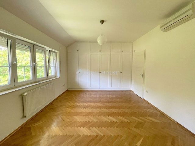 Eladó családi ház, Budapesten, II. kerületben 375 M Ft, 5 szobás