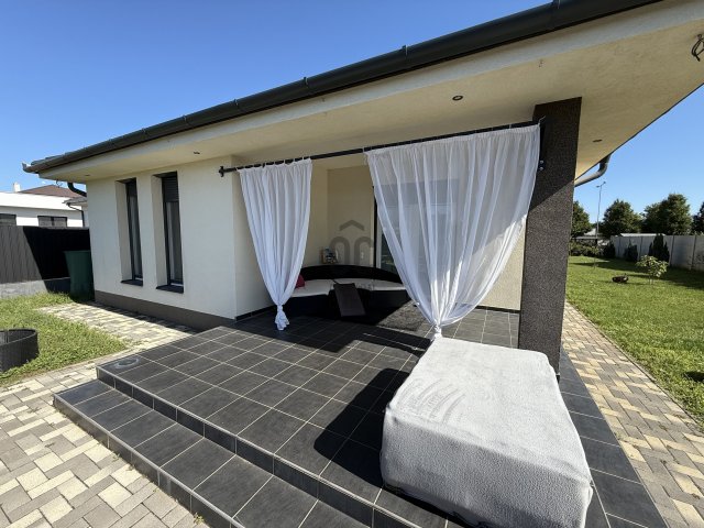 Eladó családi ház, Debrecenben 154.9 M Ft, 4 szobás