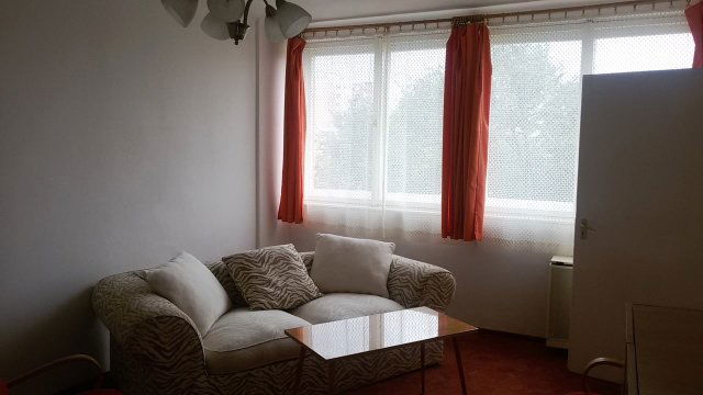 Eladó téglalakás, Szombathelyen 32.9 M Ft, 1+1 szobás