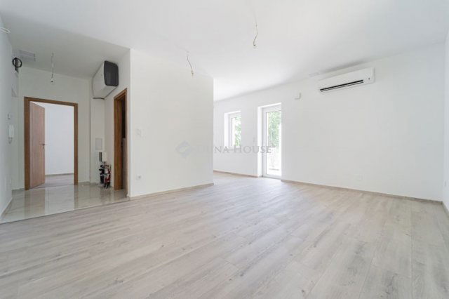 Eladó téglalakás, Rétságon 53.5 M Ft, 2 szobás