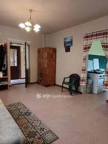 Eladó családi ház, Zsákán 10.5 M Ft, 3 szobás