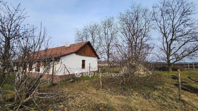 Eladó nyaraló, Orosházán 22.49 M Ft, 2 szobás