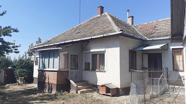 Eladó családi ház, Derecskén 36 M Ft, 4 szobás