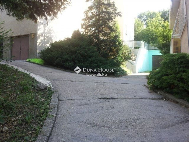 Eladó téglalakás, Budapesten, XII. kerületben 93 M Ft, 2 szobás