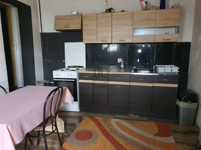 Eladó családi ház, Papon 27 M Ft, 3 szobás