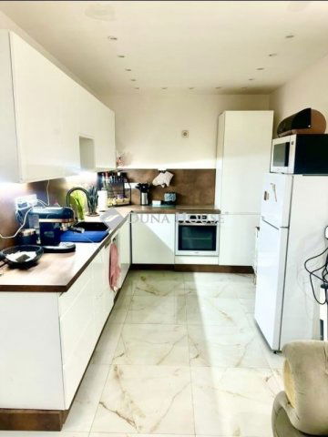 Eladó családi ház, Pilisen 72.5 M Ft, 5 szobás