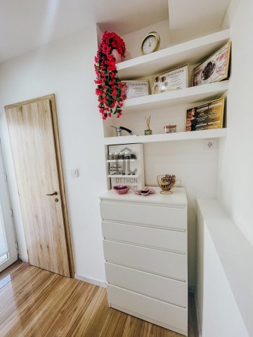 Kiadó ipari ingatlan, Debrecenben 100 E Ft / hó