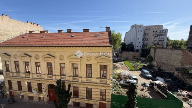 Eladó téglalakás, Budapesten, VIII. kerületben 48 M Ft, 2 szobás