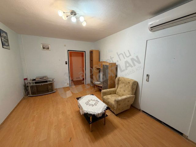 Eladó panellakás, Budapesten, XV. kerületben, Páskomliget utcában