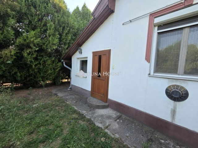 Eladó családi ház, Szatymazon 24.99 M Ft, 2 szobás