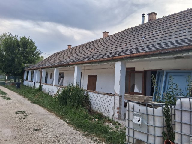 Eladó családi ház, Zsámbékon 79.9 M Ft, 3 szobás