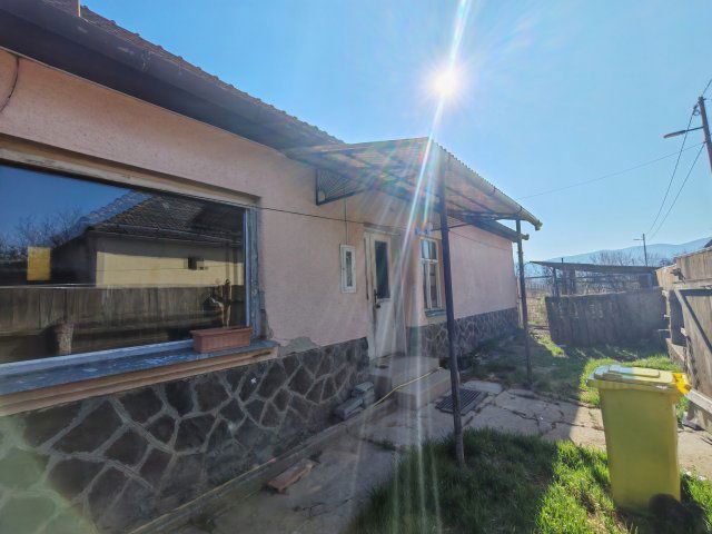 Eladó családi ház, Recsken 6.9 M Ft, 2 szobás