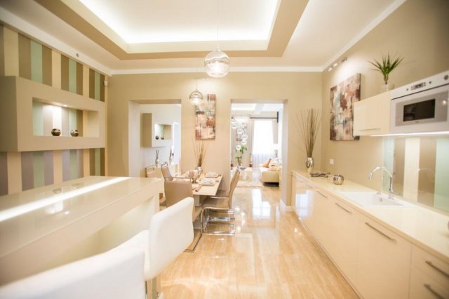 Kiadó téglalakás, albérlet, V. kerületben, Múzeum körúton