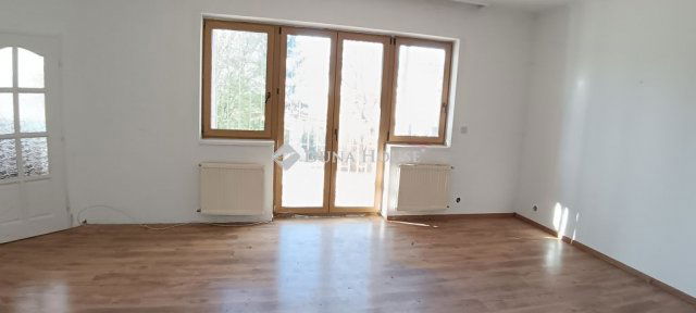 Eladó téglalakás, Budaörsön 119 M Ft, 2 szobás