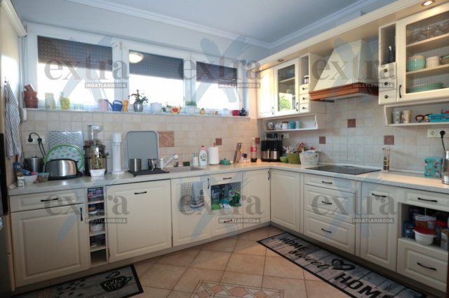 Kiadó sorház, albérlet, Szegeden 390 E Ft / hó, 5 szobás
