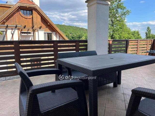 Eladó téglalakás, Budapesten, III. kerületben 321 M Ft