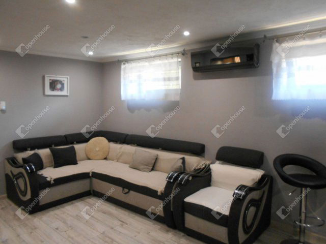 Eladó családi ház, Jászkisérén 12.5 M Ft, 4 szobás