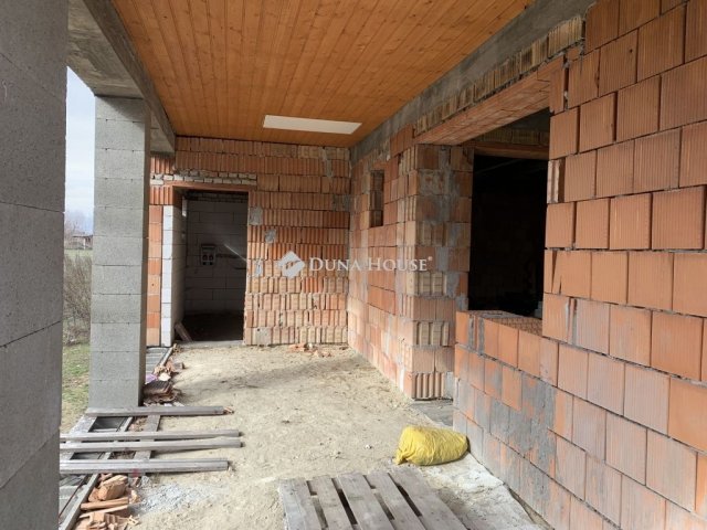 Eladó családi ház, Hernádon 38.9 M Ft, 3 szobás