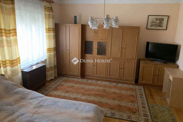 Eladó családi ház, Örkényen 27.5 M Ft, 2 szobás