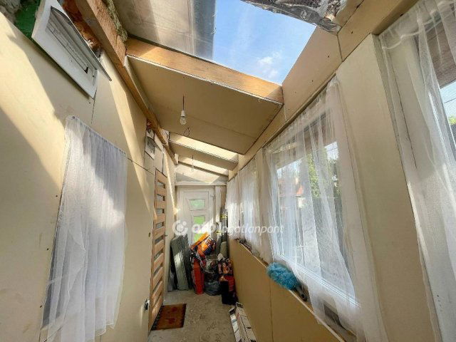 Eladó családi ház, Szigetszentmiklóson 71.9 M Ft, 3+1 szobás