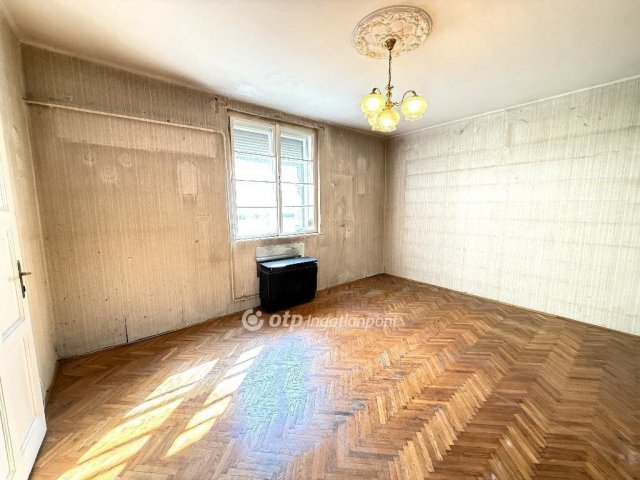 Eladó téglalakás, Budapesten, X. kerületben 49.8 M Ft, 1 szobás