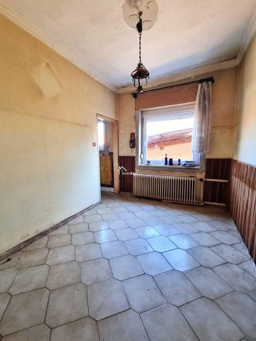 Eladó családi ház, Rajkán 42 M Ft, 3 szobás