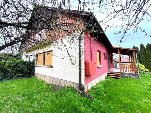 Eladó családi ház, Balatonszemesen 85 M Ft, 20 szobás