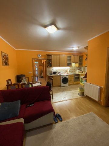 Eladó téglalakás, Dunaújvárosban 49.9 M Ft, 3 szobás