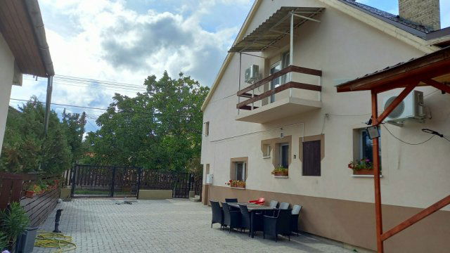 Eladó családi ház, Dunakeszin 162 M Ft, 6 szobás