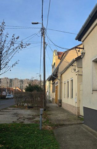 Eladó családi ház, Debrecenben 119.9 M Ft, 4+3 szobás