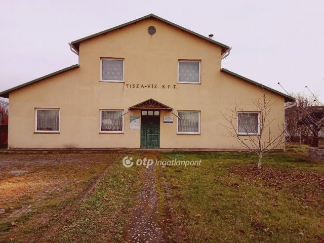 Eladó ipari ingatlan, Fehérgyarmaton 189 M Ft