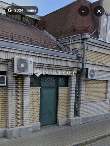 Eladó üzlethelyiség, Budapesten, XX. kerületben, Tátra téren