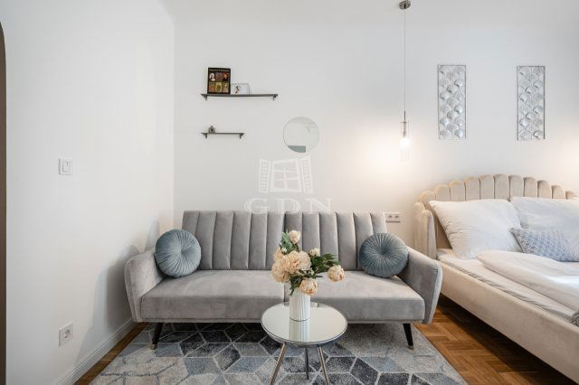 Eladó téglalakás, Budapesten, VII. kerületben 133.59 M Ft