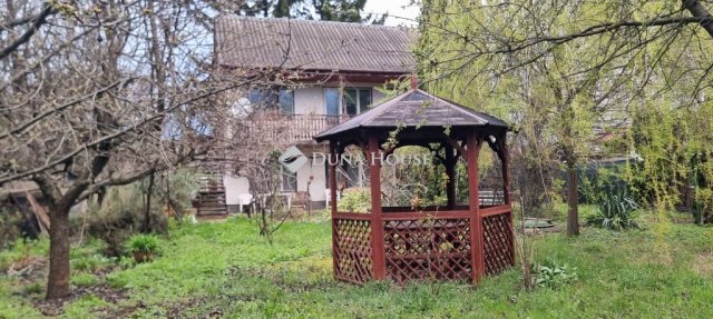 Eladó családi ház, Keszthelyen 99.9 M Ft, 5 szobás