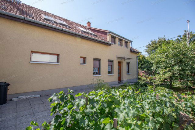 Eladó családi ház, Budapesten, XX. kerületben 119.9 M Ft