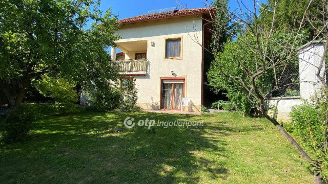 Eladó családi ház, Budakeszin 214 M Ft, 10 szobás