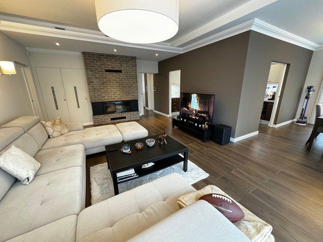 Eladó családi ház, Győrött 299 M Ft, 5+1 szobás