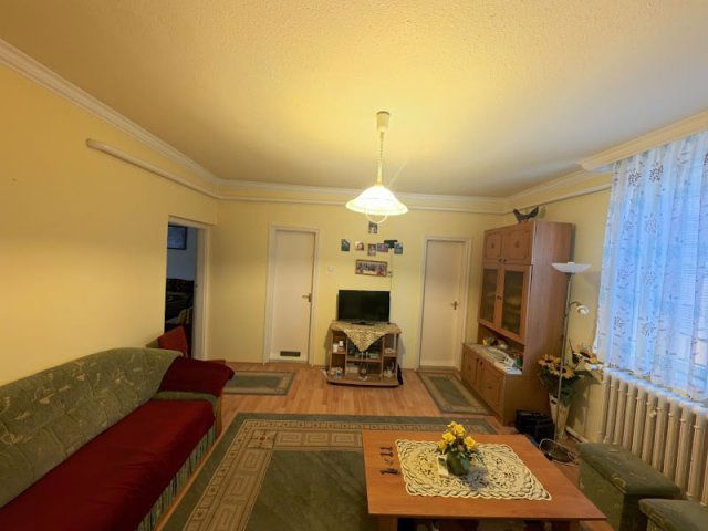 Eladó családi ház, Gávavencsellőn 22.9 M Ft, 3 szobás