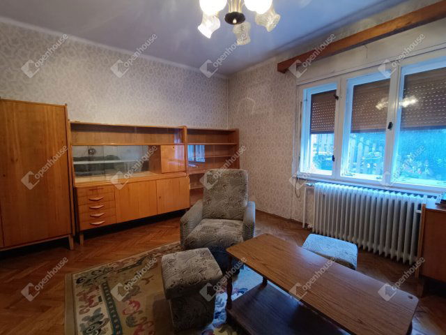 Eladó családi ház, Sopronban 130 M Ft, 7 szobás