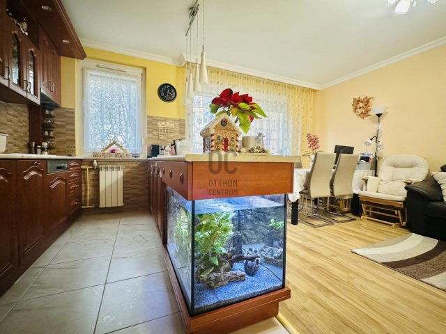 Eladó panellakás, Budapesten, IV. kerületben 86.9 M Ft, 4 szobás