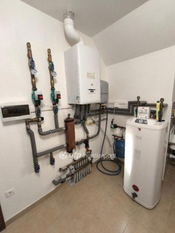 Eladó családi ház, Solymáron 279 M Ft, 6 szobás