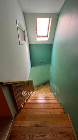Eladó téglalakás, Pápán 31.9 M Ft, 3+1 szobás