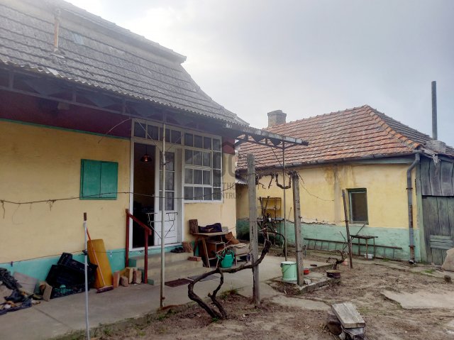 Eladó családi ház, Nagybaracskán 5.9 M Ft, 4 szobás