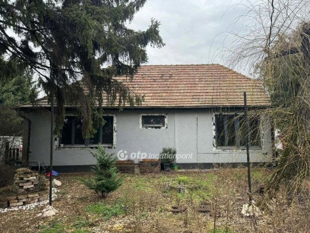 Eladó családi ház, Szigethalmon 69 M Ft, 4 szobás