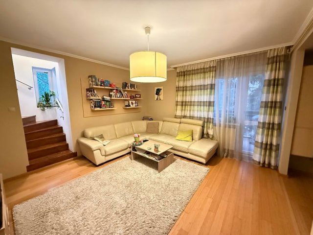 Eladó téglalakás, Szentendrén, Nyár utcában 128.9 M Ft