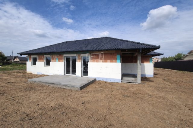 Eladó családi ház, Gyálon 130 M Ft, 4 szobás