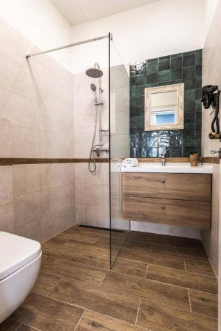 Eladó téglalakás, Pécsett 189.9 M Ft, 5 szobás