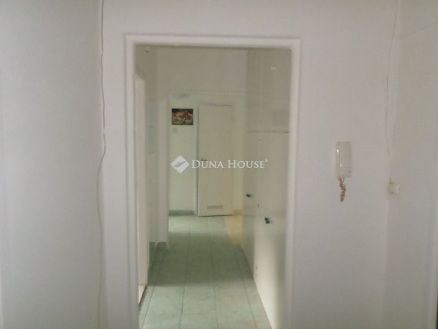 Eladó panellakás, Budapesten, XVIII. kerületben 58.9 M Ft